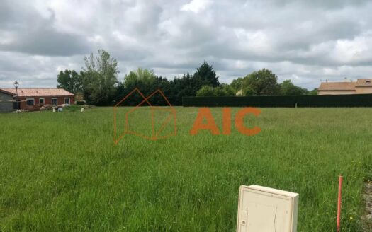 Terrain de 1765m² Valence D’Albigeois